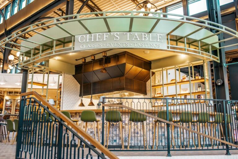 EatalyLasVegasCheftable 1536x1025 1 768x513